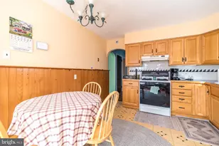 520 Thomas St, Coopersburg, PA 18036 - Photo 6