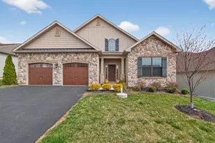 4109 Eveningstar Rd, Emmaus, PA 18049 - Photo 4