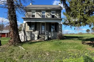 7610 Saegersville Rd, Slatington, PA 18080 - Photo 1