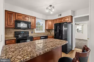 5139 Tilghman St, Coopersburg, PA 18036 - Photo 8