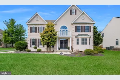 3423 Courtney Dr, Coopersburg, PA 18036 - Photo 2