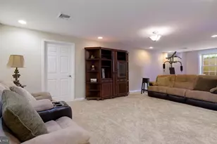 3423 Courtney Dr, Center Valley, PA 18034 - Photo 42