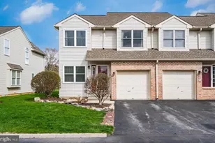 311 Windsor Pl, Macungie, PA 18062 - Photo 1