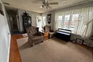 1121 N St Lucas St, Allentown, PA 18104 - Photo 6