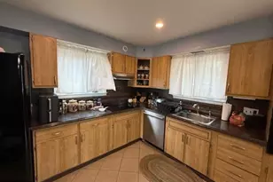 1121 N St Lucas St, Allentown, PA 18104 - Photo 10