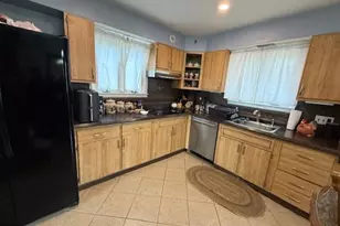 1121 N St Lucas St, Allentown, PA 18104 - Photo 8