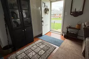 1121 N St Lucas St, Allentown, PA 18104 - Photo 4