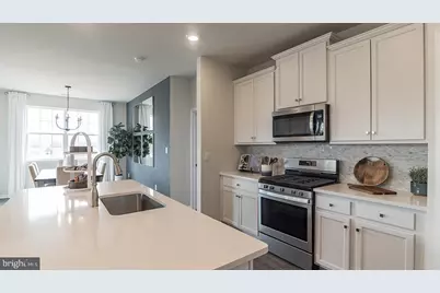 1498 Dresden Drive, Breinigsville, PA 18031 - Photo 10