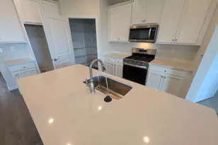 1498 Dresden Dr, Breinigsville, PA 18031 - Photo 32