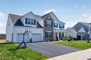 5053 Lilac Dr, Schnecksville, PA 18078 - Photo 6