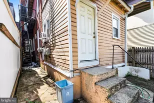 135 N Eighth St, Allentown, PA 18102 - Photo 2
