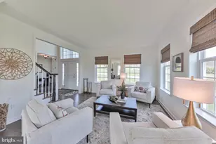 7300 Mount Vernon Dr, Zionsville, PA 18092 - Photo 18