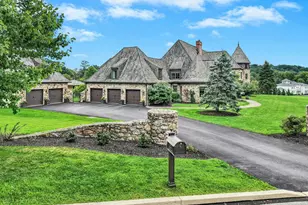 2214 N Melrose Ln, Bethlehem, PA 18015 - Photo 4