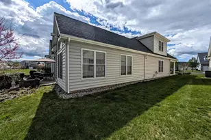 4362 Founders Dr, Center Valley, PA 18034 - Photo 42