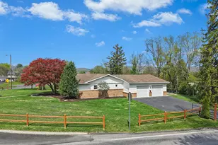 5027 Aberdene, Center Valley, PA 18034 - Photo 24