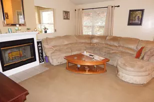 172 Lindfield Cir, Macungie, PA 18062 - Photo 4