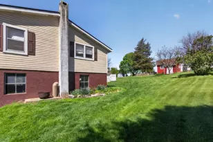 8275 Mertztown Rd, Alburtis, PA 18011 - Photo 16