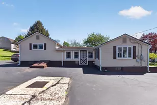 8275 Mertztown Rd, Alburtis, PA 18011 - Photo 8