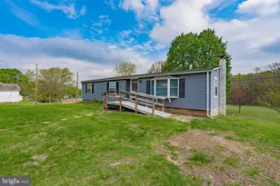 3310 Friedens Rd, Slatington, PA 18080 - Photo 2