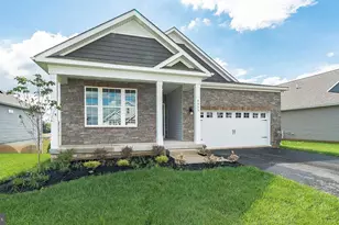 1490 Dresden Dr, Breinigsville, PA 18031 - Photo 2