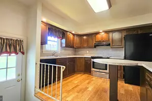 524 E Tioga St, Allentown, PA 18103 - Photo 8