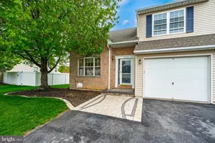 4041 Appleseed Dr, Coplay, PA 18037 - Photo 4