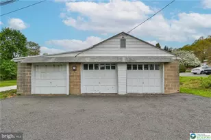 1861 E Emmaus Ave, Allentown, PA 18103 - Photo 38