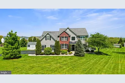 2255 Redwood Drive, Slatington, PA 18080 - Photo 2