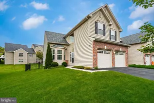 9701 Viceroy, Breinigsville, PA 18031 - Photo 2