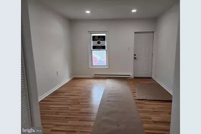 517 Elliger Street, Allentown, PA 18102 - Photo 2