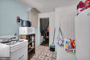 744 N 5th St, Allentown, PA 18103 - Photo 8