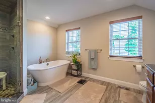 1050 Kressler Rd, Allentown, PA 18103 - Photo 46