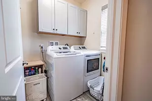 1050 Kressler Rd, Allentown, PA 18103 - Photo 36