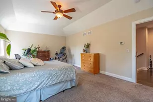 1050 Kressler Rd, Allentown, PA 18103 - Photo 40