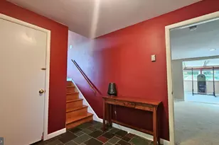 1605 Lois Ln, Bethlehem, PA 18018 - Photo 4