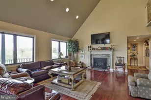 8728 Cardinal Rd, New Tripoli, PA 18066 - Photo 8