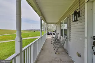 8738 Cardinal, New Tripoli, PA 18066 - Photo 4