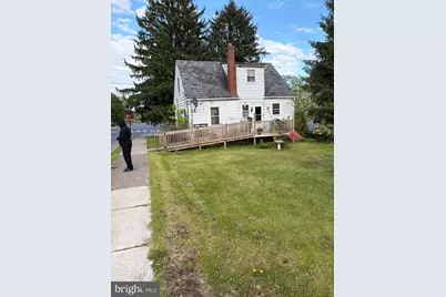 822 N Irving Street, Allentown, PA 18109 - Photo 2