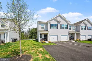 1131 Martin Rd, Breinigsville, PA 18031 - Photo 2
