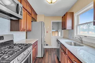 1534 Eastwood Drive, Bethlehem, PA 18018 - Photo 2