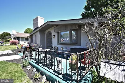 910 Fernwood Street, Emmaus, PA 18049 - Photo 2