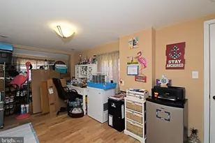 910 Fernwood St, Emmaus, PA 18049 - Photo 24