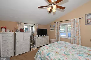 910 Fernwood St, Emmaus, PA 18049 - Photo 20