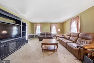 7458 S Main St, Coopersburg, PA 18036 - Photo 20