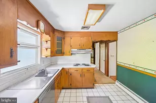 3065 W Livingston St, Allentown, PA 18104 - Photo 8