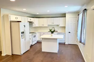 1319 Mohr Cir, Macungie, PA 18062 - Photo 2