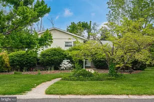 5131 Fairlawn Rd, Center Valley, PA 18034 - Photo 4
