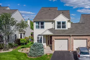 323 Surrey Pl, Macungie, PA 18062 - Photo 1