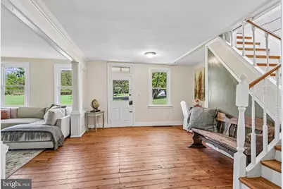 8893 Longswamp Road, Alburtis, PA 18011 - Photo 2