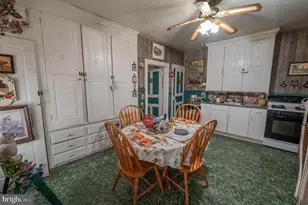 37 N 4th St, Emmaus, PA 18049 - Photo 6